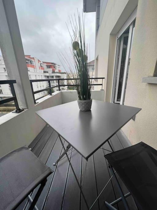 Tres Bel Appartement Entre Paris Et Disneyland ลอเยอส์ ภายนอก รูปภาพ